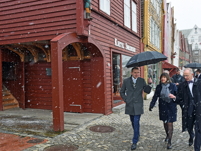 There was a snow flurry in Bergen today. Photo: Sven Gj. Gjeruldsen, the Royal Court